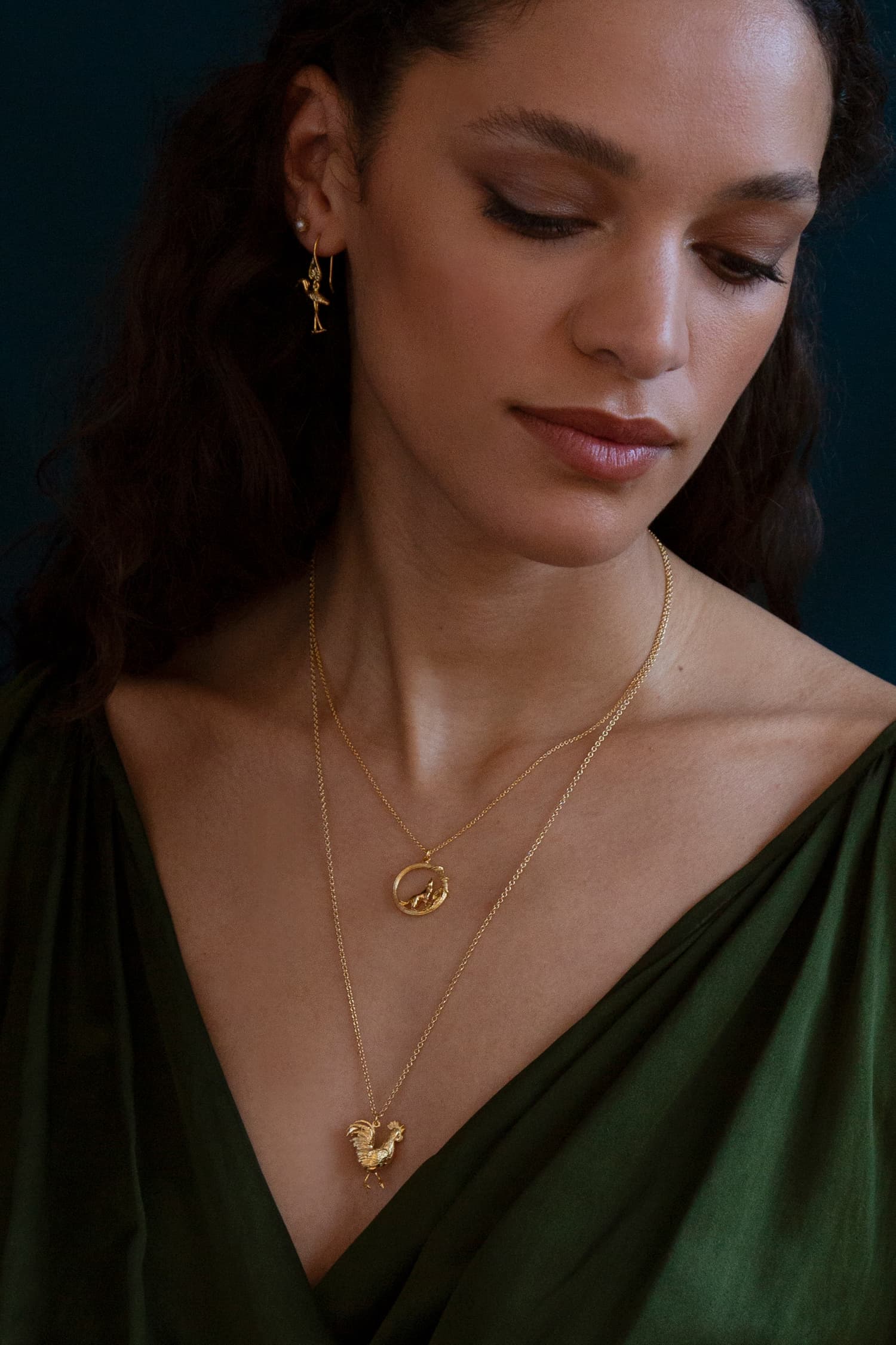 Model wears Fables Column Loop Necklace with Howling Wolf