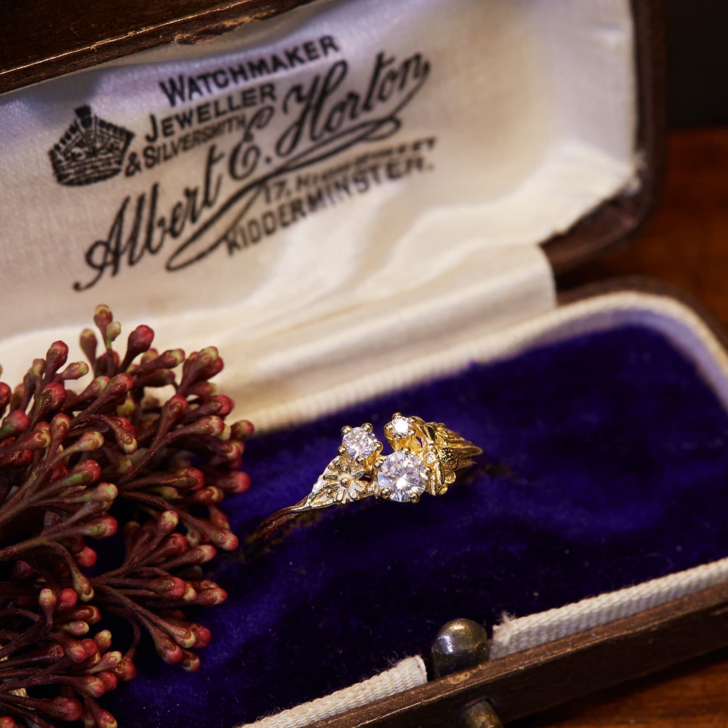 spectacular half carat diamond 18ct yellow gold engagement ring