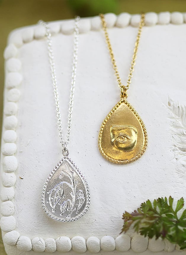 Pendant Necklaces