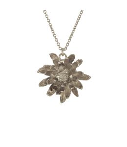 Silver Chrysanthemum Flower Necklace Product Photo