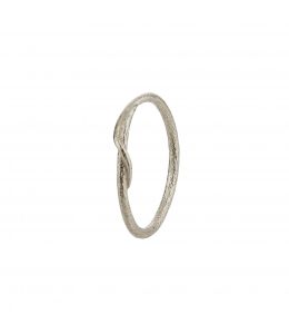 Platinum Fine Twisted Vine Seruni Ring Product Photo