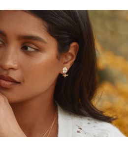 Daisy Stud Earrings with Teeny Tiny Bee Drops