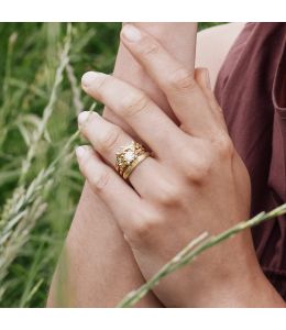 Harvest Seed Ring with 0.7ct Central Diamond