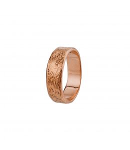 18ct Rose Gold 6 mm Heavy Horsetail Fossil Band Product Photo