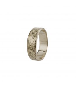 18ct White Gold 6 mm Heavy Horsetail Fossil Band Product Photo