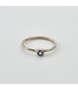 Papina Ring with 3.3 mm Indigo Sapphire