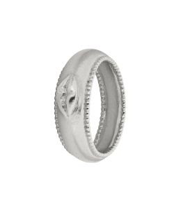 Silver Sense of Taste Lips Bombe Ring Product Photo