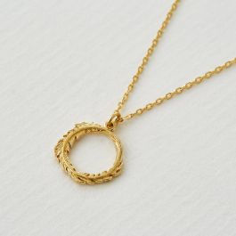 loop necklace 01