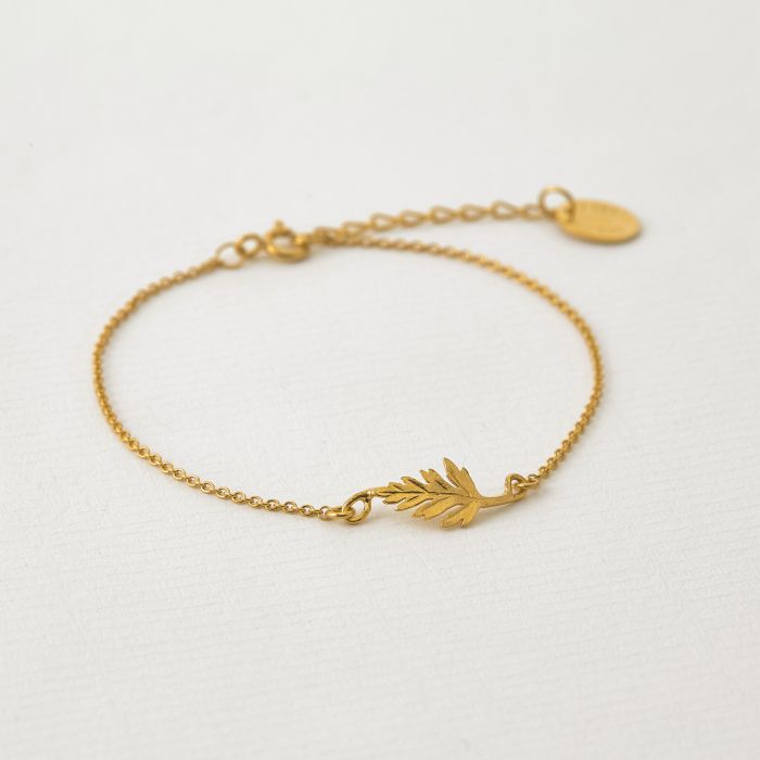 Buy 18k Gold Plated Silver Leaf Bracelet Online | March Jewellery - March  Jewellery by FableStreet
