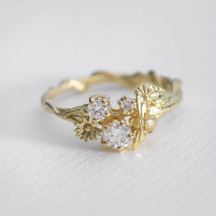 Bee diamond best sale ring