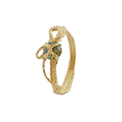 Present Ring with Ethical Round Green Sapphire Product Photo