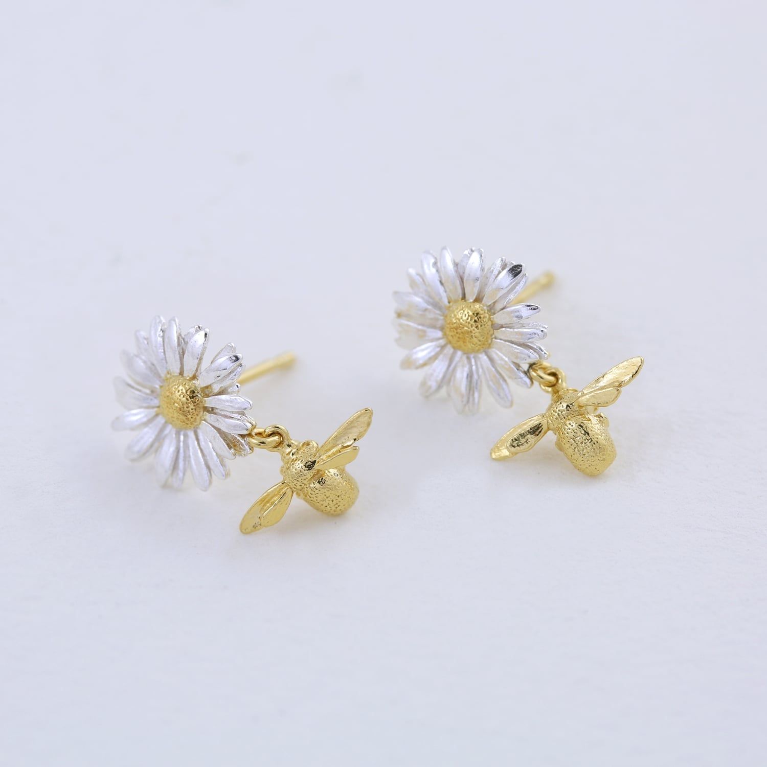 Alex monroe daisy earrings hotsell