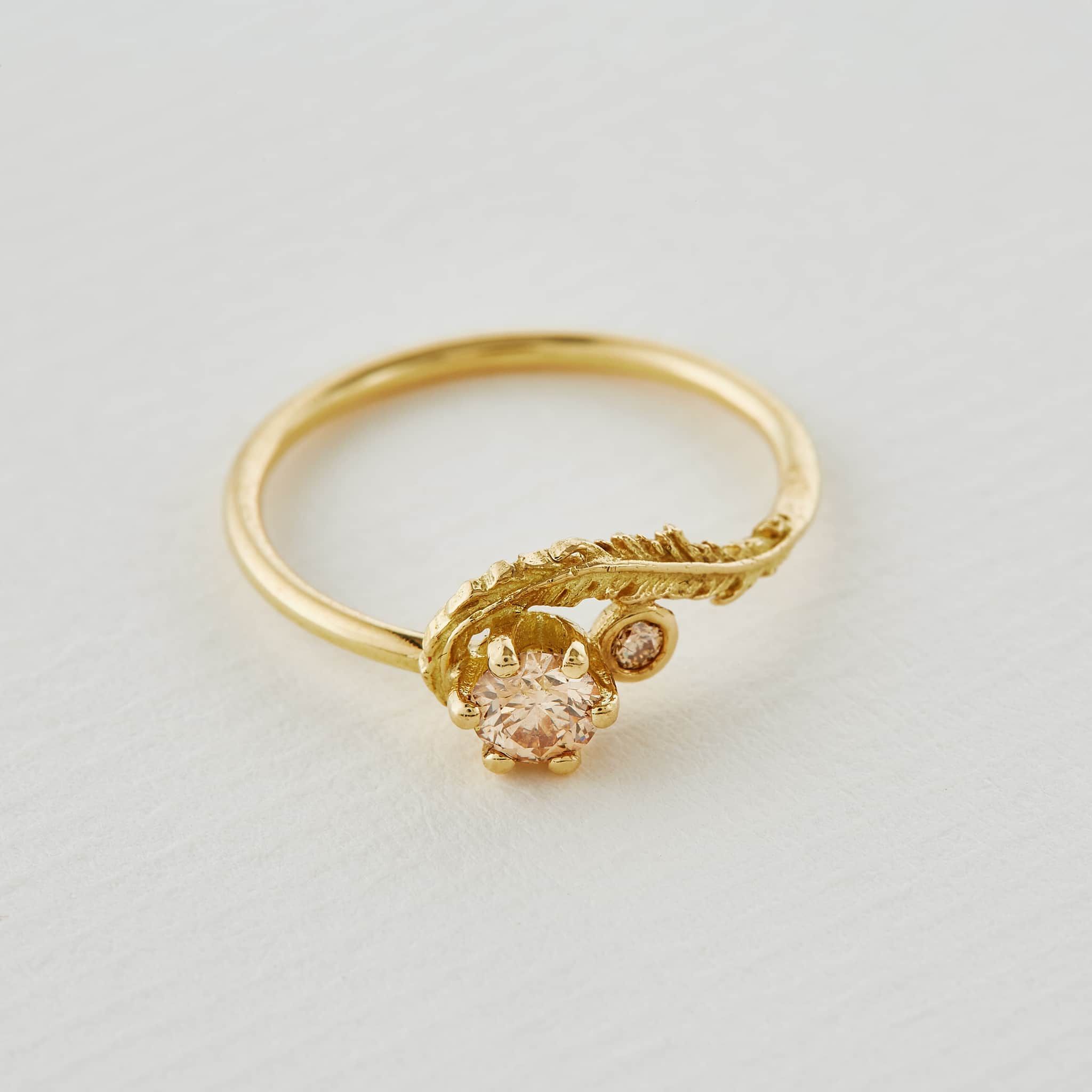 Letter E 14KT Yellow Gold Initial Ring
