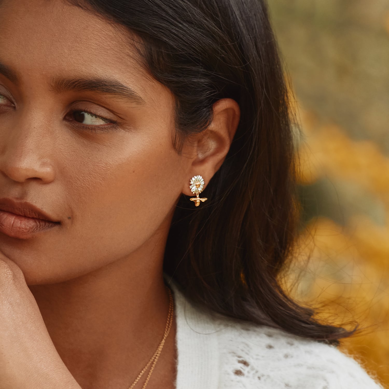 Daisy Stud Earrings with Teeny Tiny Bee Drops