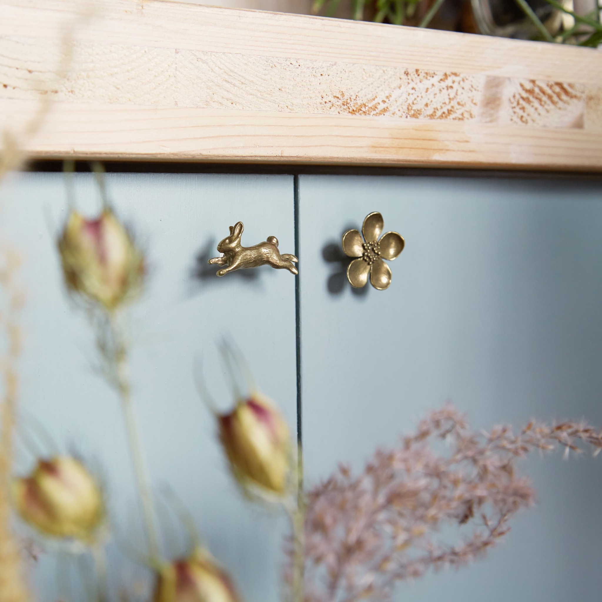 Leaping Rabbit Drawer Handle