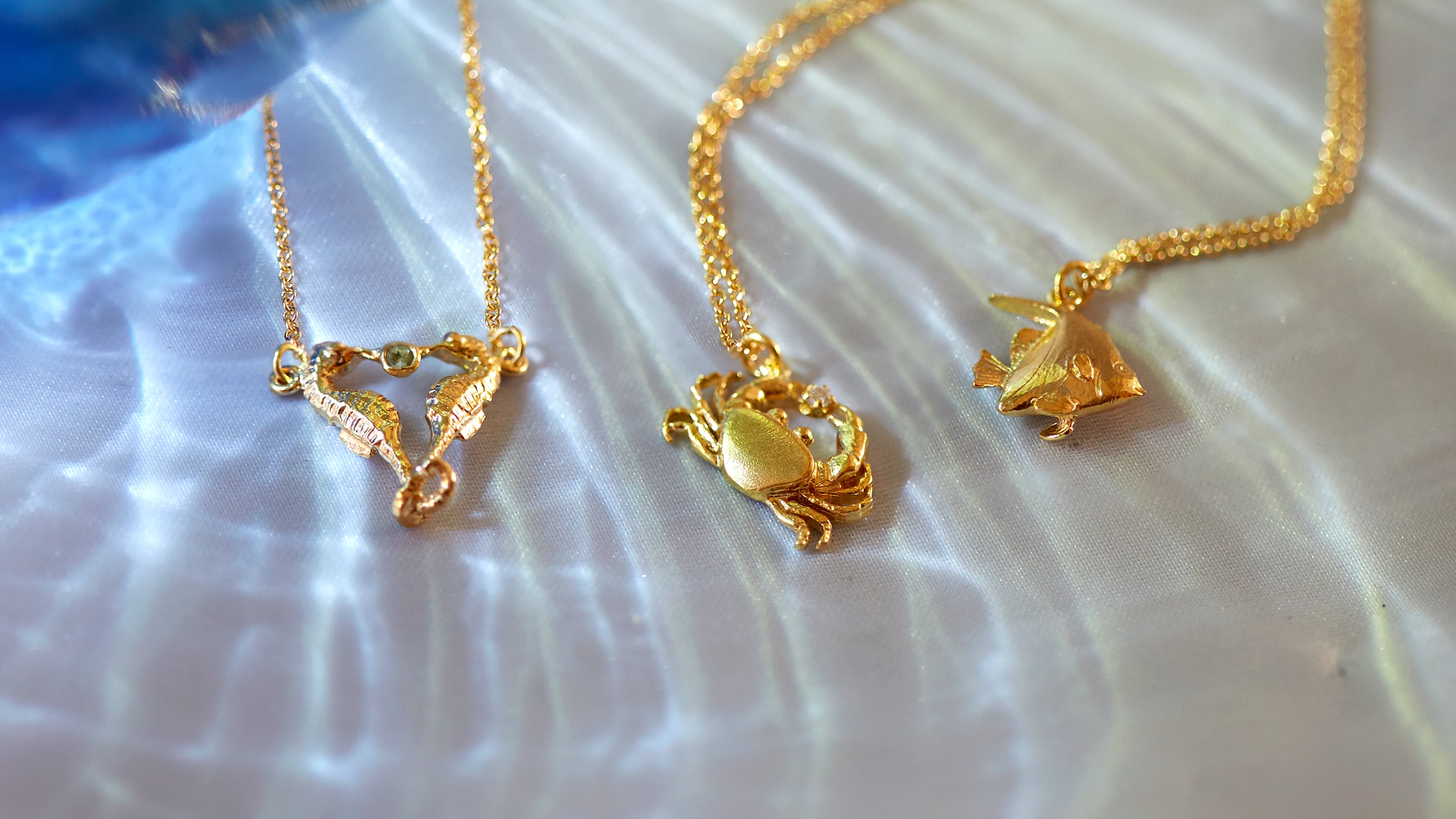 Alex Monroe Turtle Necklace 2024 www.alhudapk