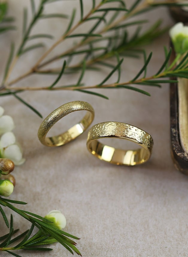 Yellow gold 6 mm Heavy Horsetail Fossil Band by Alex Mornoe Fine Jewellery