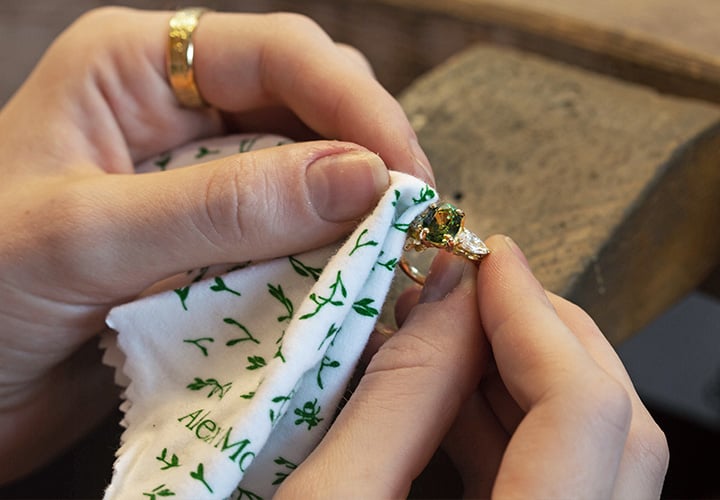 Alex hotsell monroe bespoke