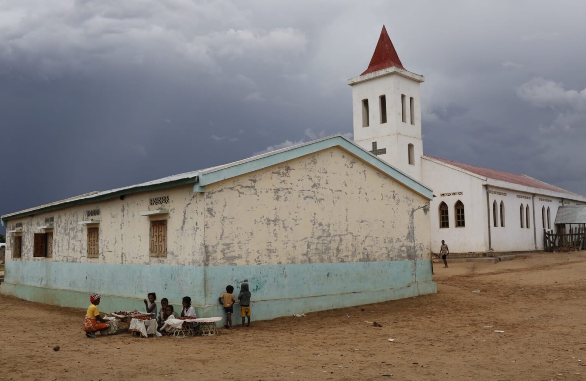 Large white buildings in Ilakaka
