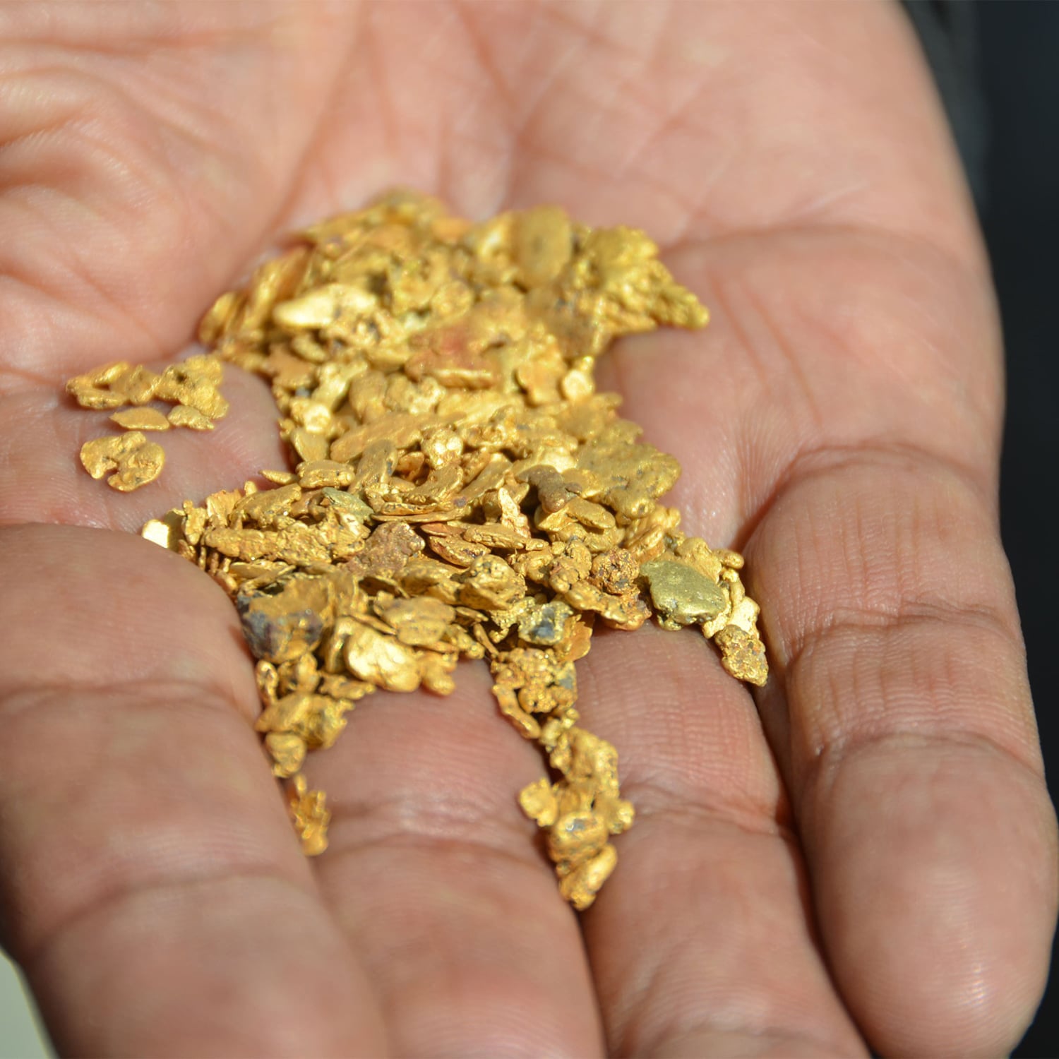 image of fairmined gold on hand
